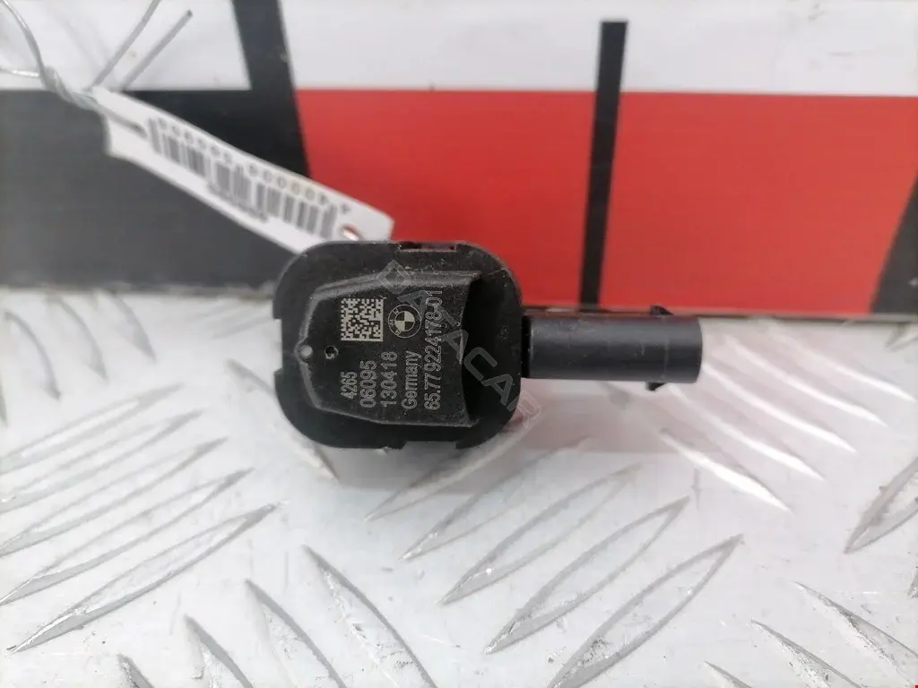 Датчик удара 65779224178