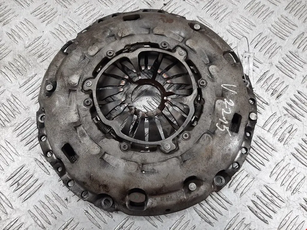 Корзина сцепления 03L141018G