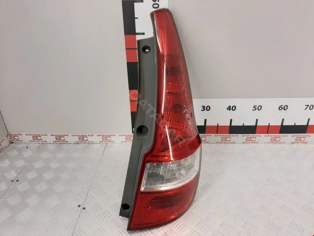 Задние фонари 924022R100
