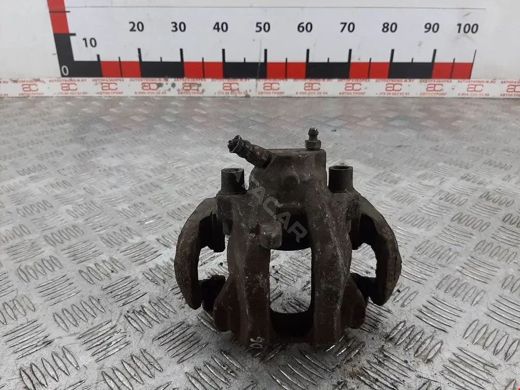 Суппорт тормозной A0024202783, ME6197