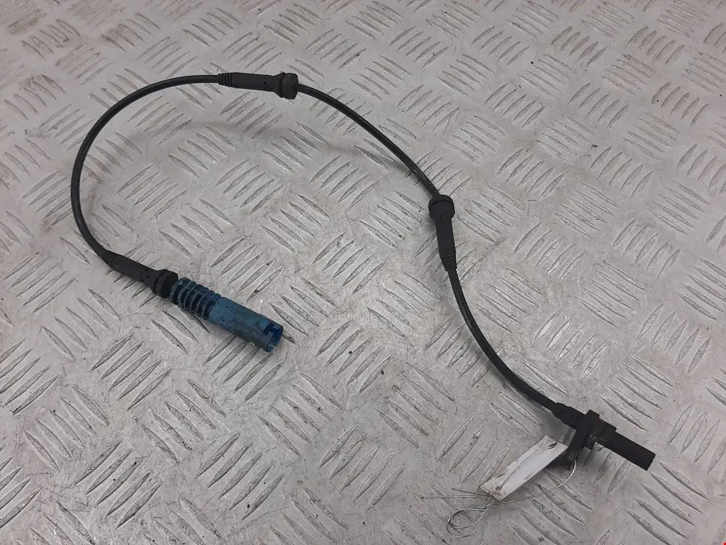 Датчик АБС 0011018000, 0665367SX, 06S073