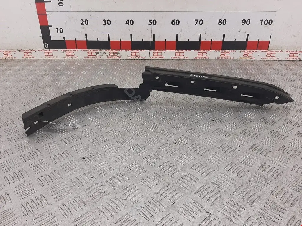 Кронштейн-направляющая бампера 7L5807393C, 95550539301
