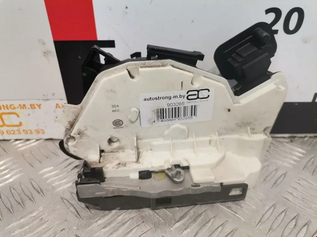 Замок двери 5TA839015K, 90159254