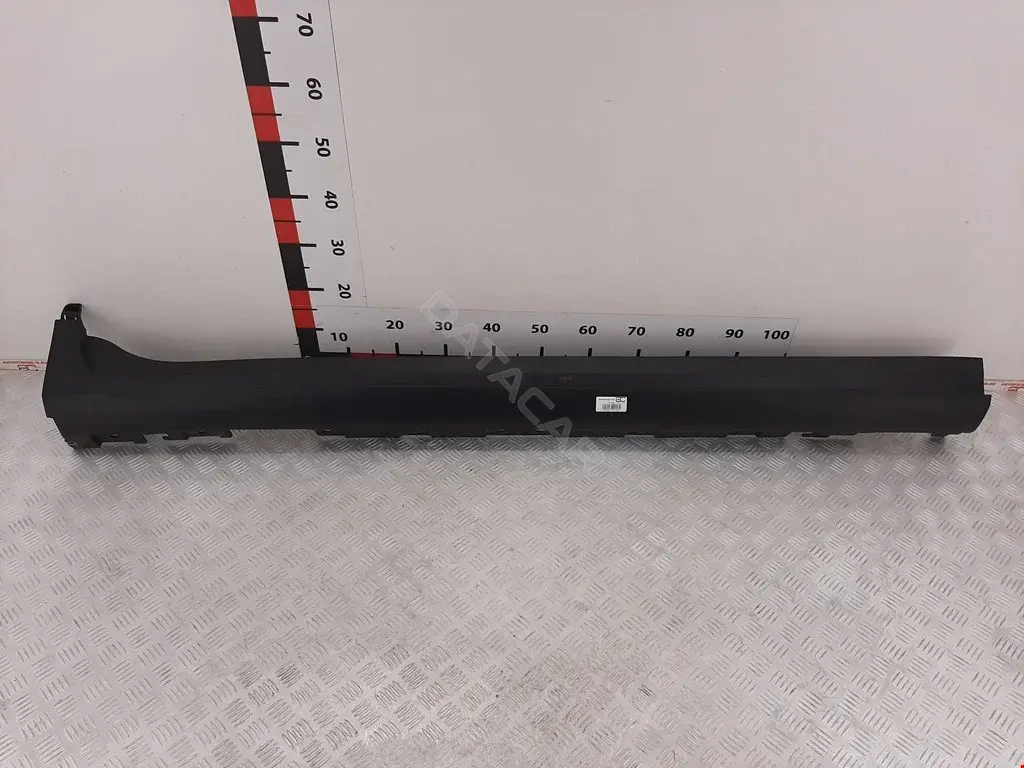 Накладка на порог 51777210080
