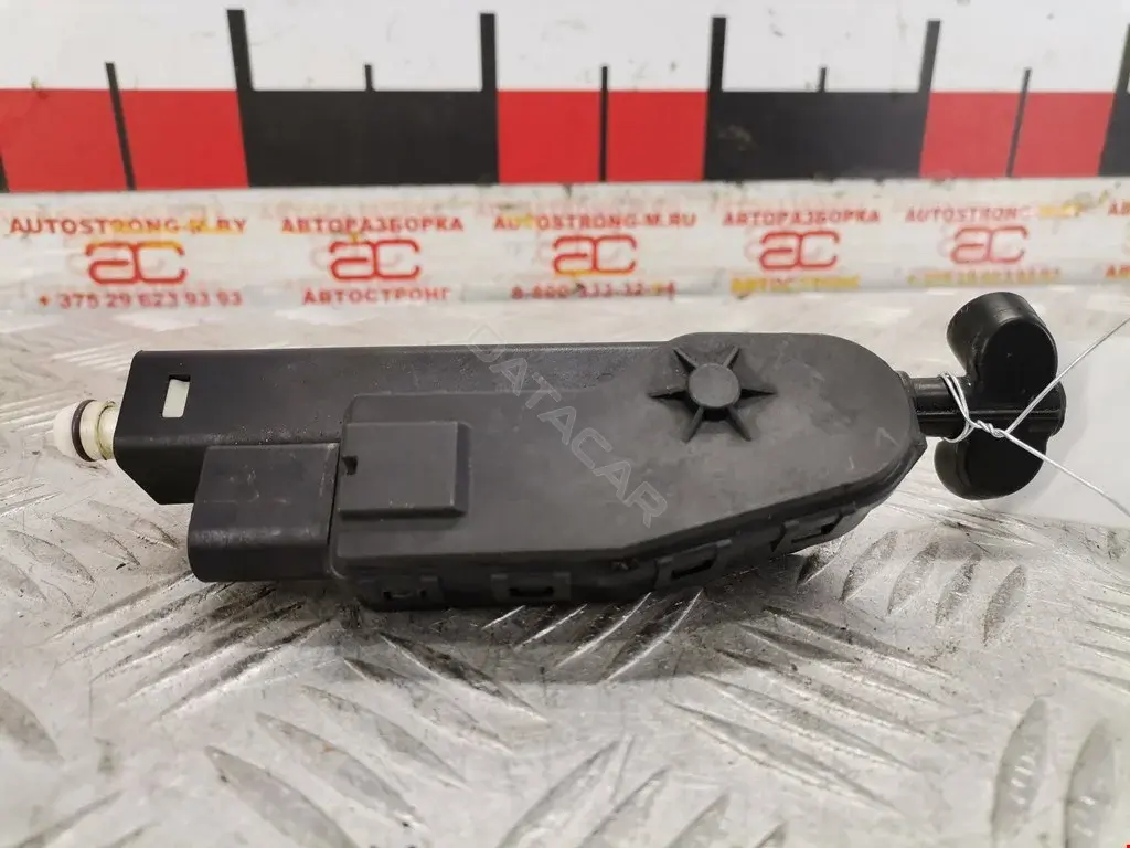 Форсунка омывателя фар 3D0955978B