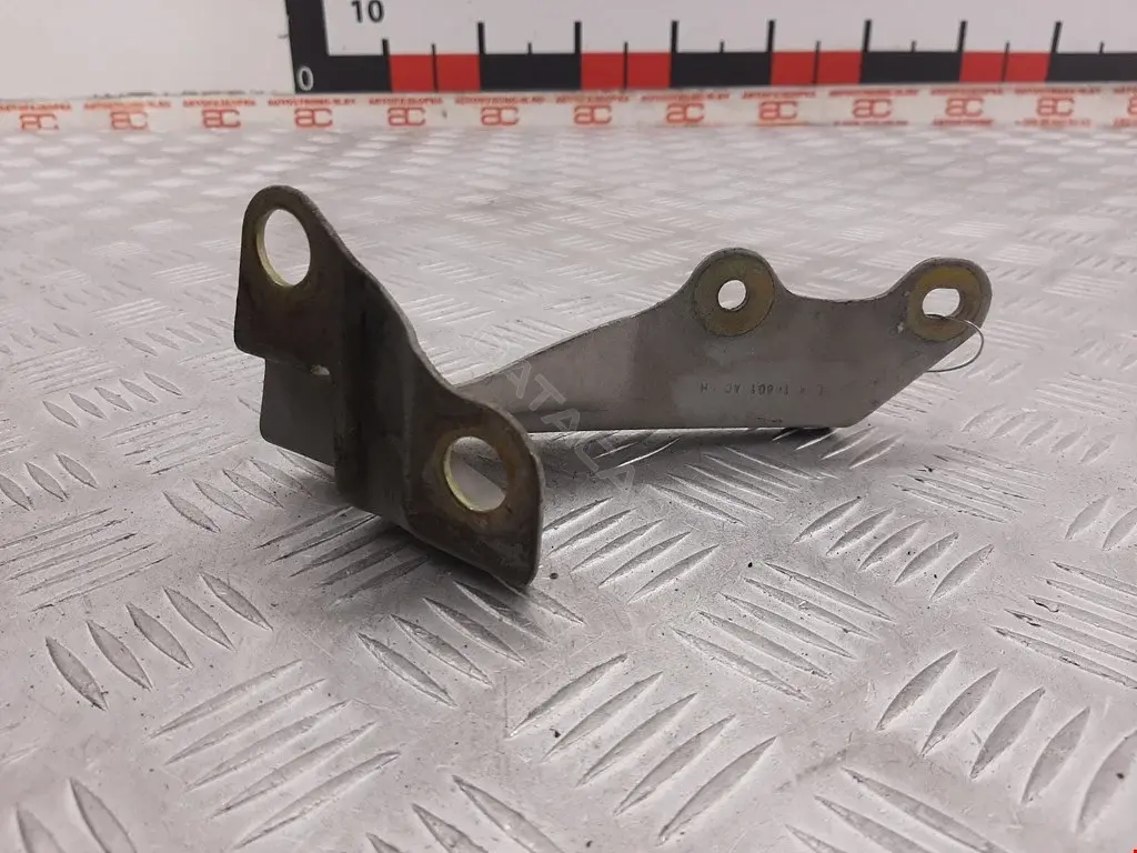 Петля капота 7L8Z16797A, YL8416801