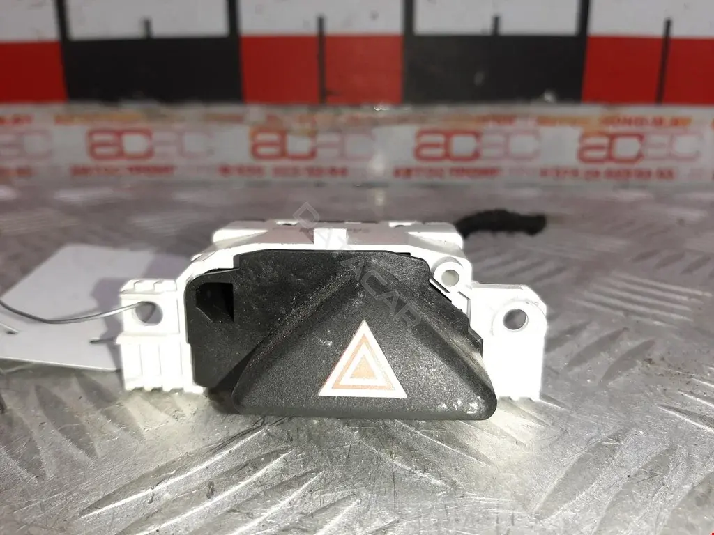 Кнопка аварийки 2M5T13A350AA