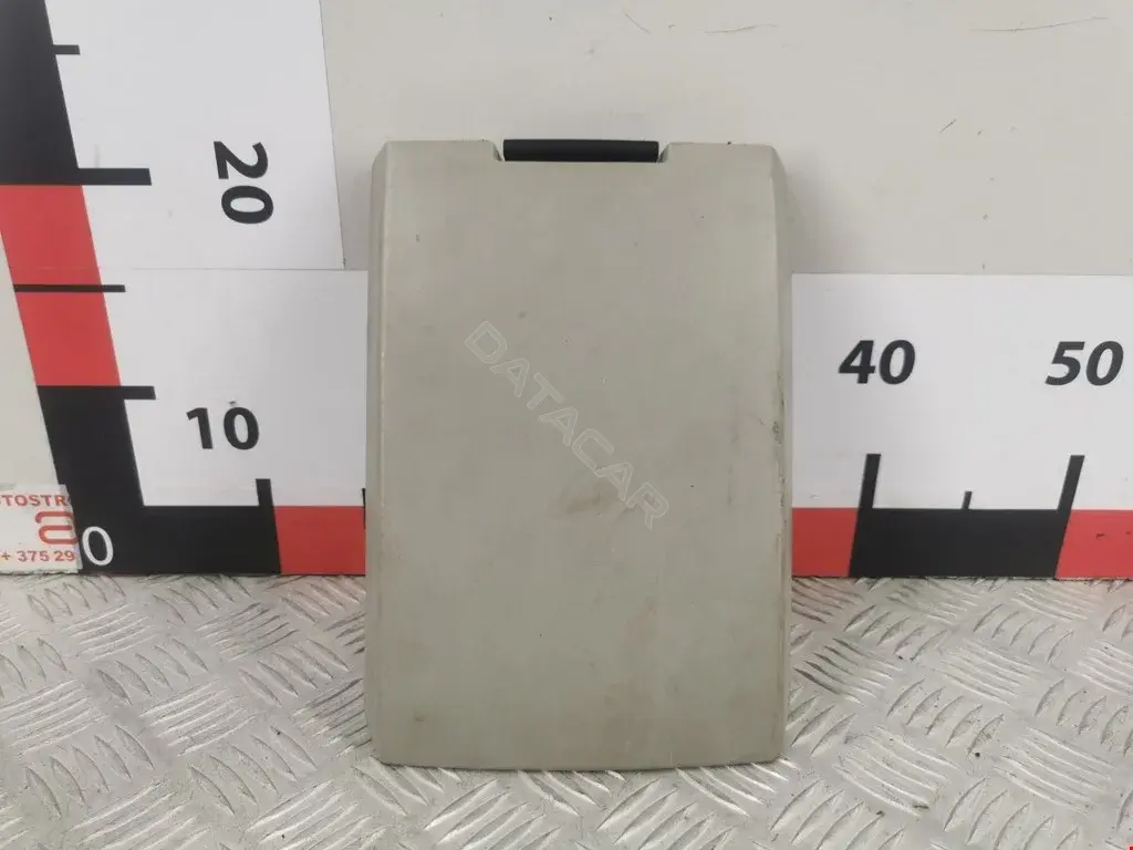 Подлокотник 1AU932DAAA