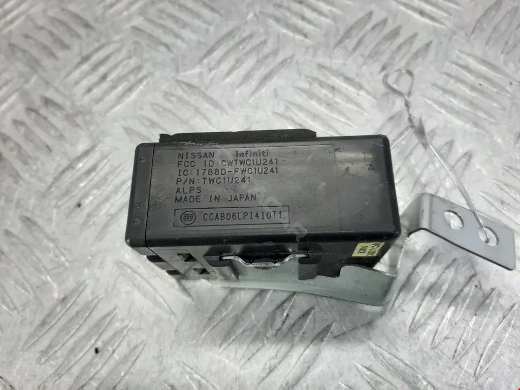 Блок комфорта 1788DFWC1U241, 28595JK000