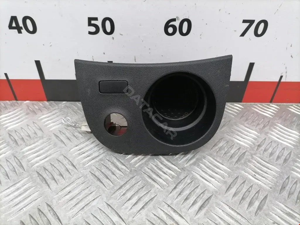 Подстаканник 1P1858331, 5P0953235B
