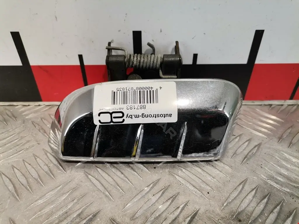 Ручка двери 82606ZQ00A
