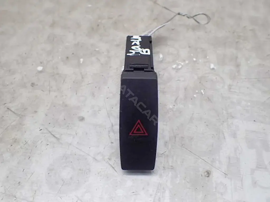Кнопка аварийки GS1D664H0A