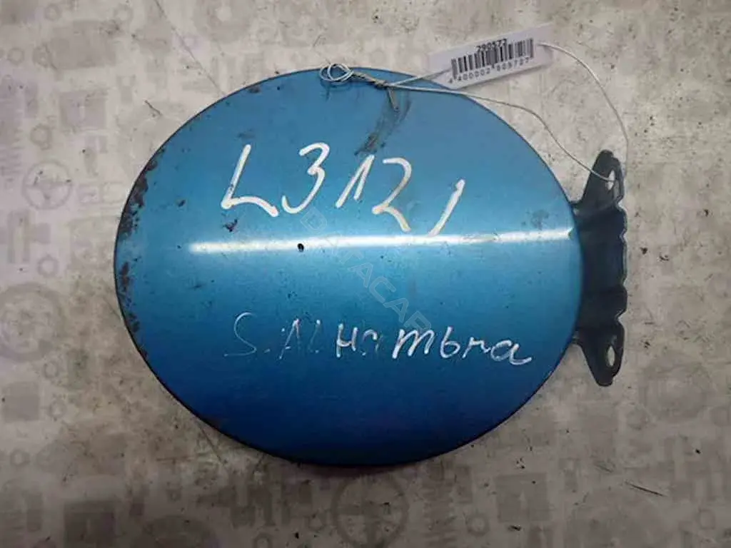 Крышка лючка топливного бака 7M0809905F