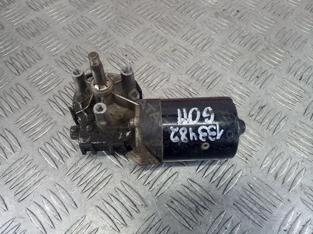 Мотор стеклоочистителя MR245601