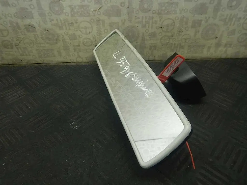 Внутреннее зеркало 3T0857511E