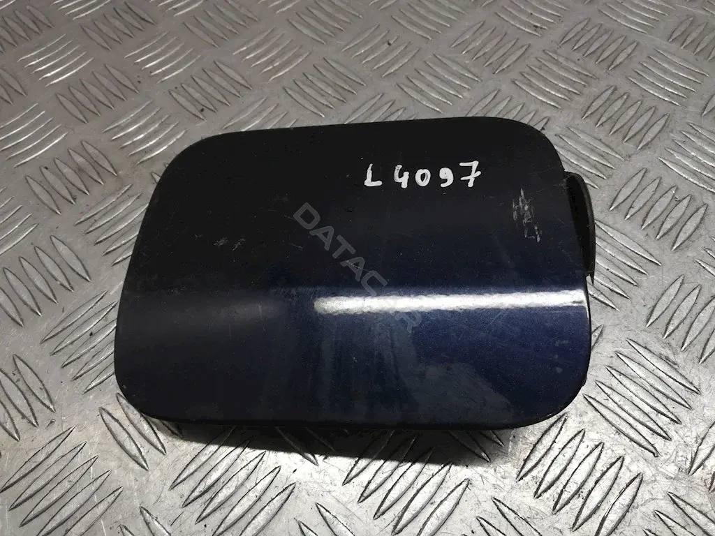 Крышка лючка топливного бака 8G0809905D