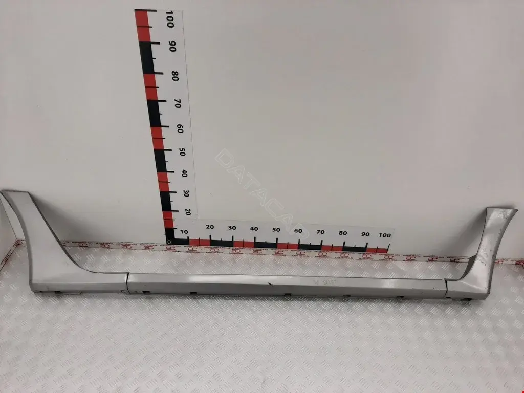 Накладка на порог 764260003R, 768501Y00A