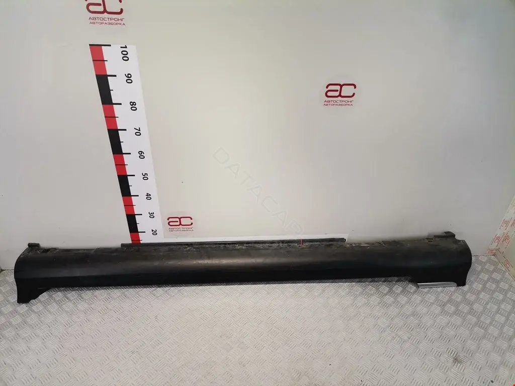 Накладка на порог 768501BA0A