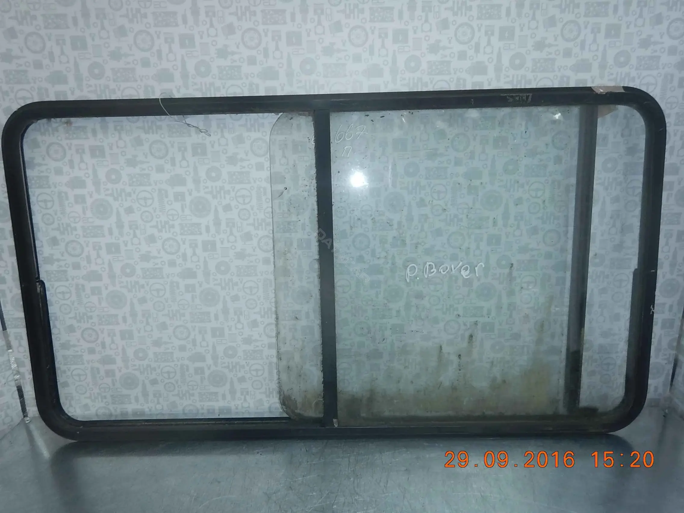 Стекло двери 8569G2