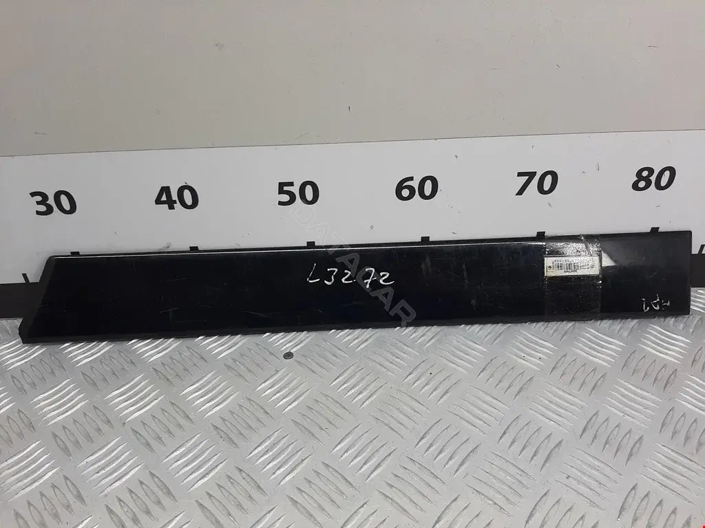 Молдинг двери 8Z0853963
