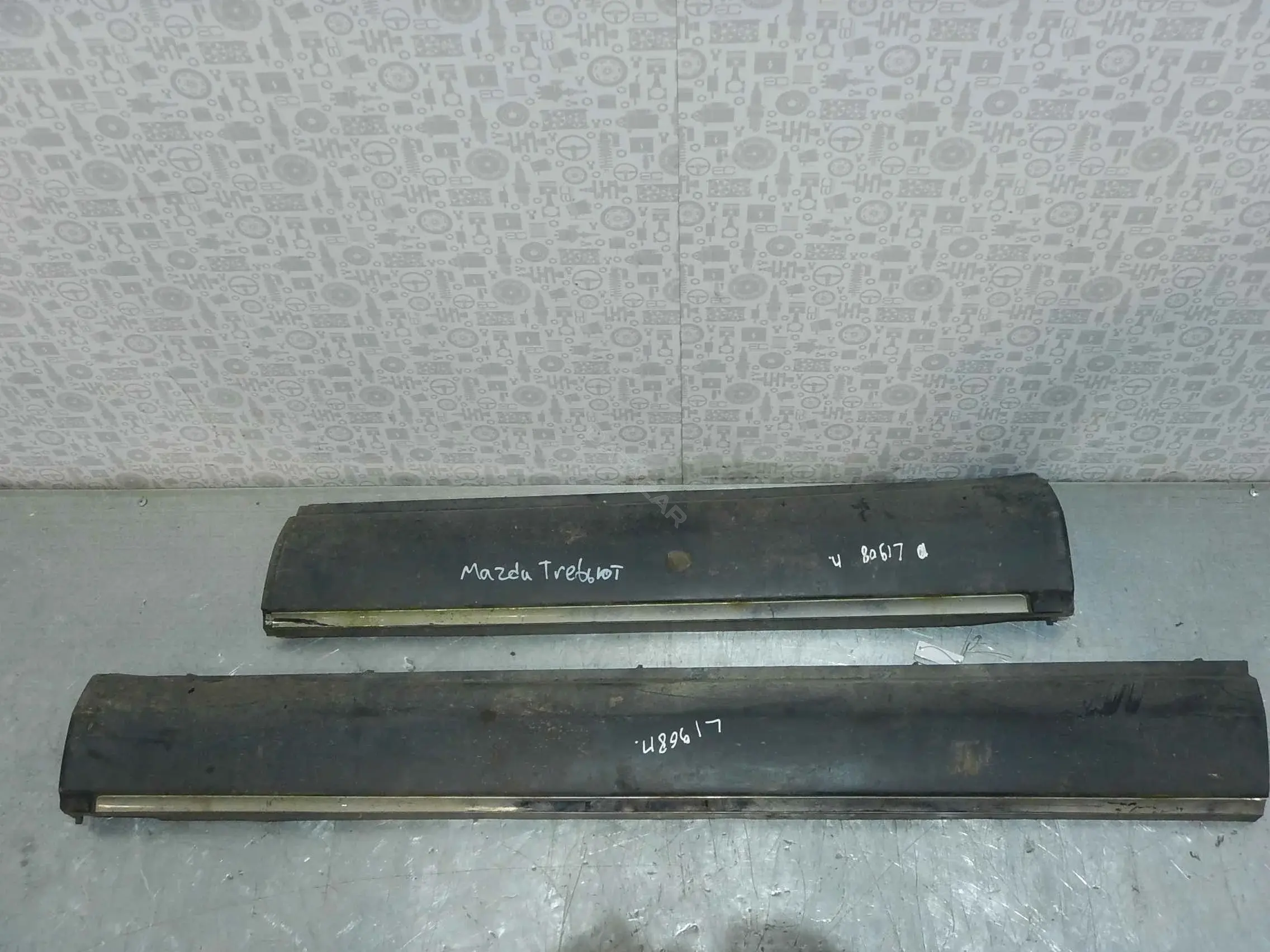 Накладка на порог E11151PJ0A44