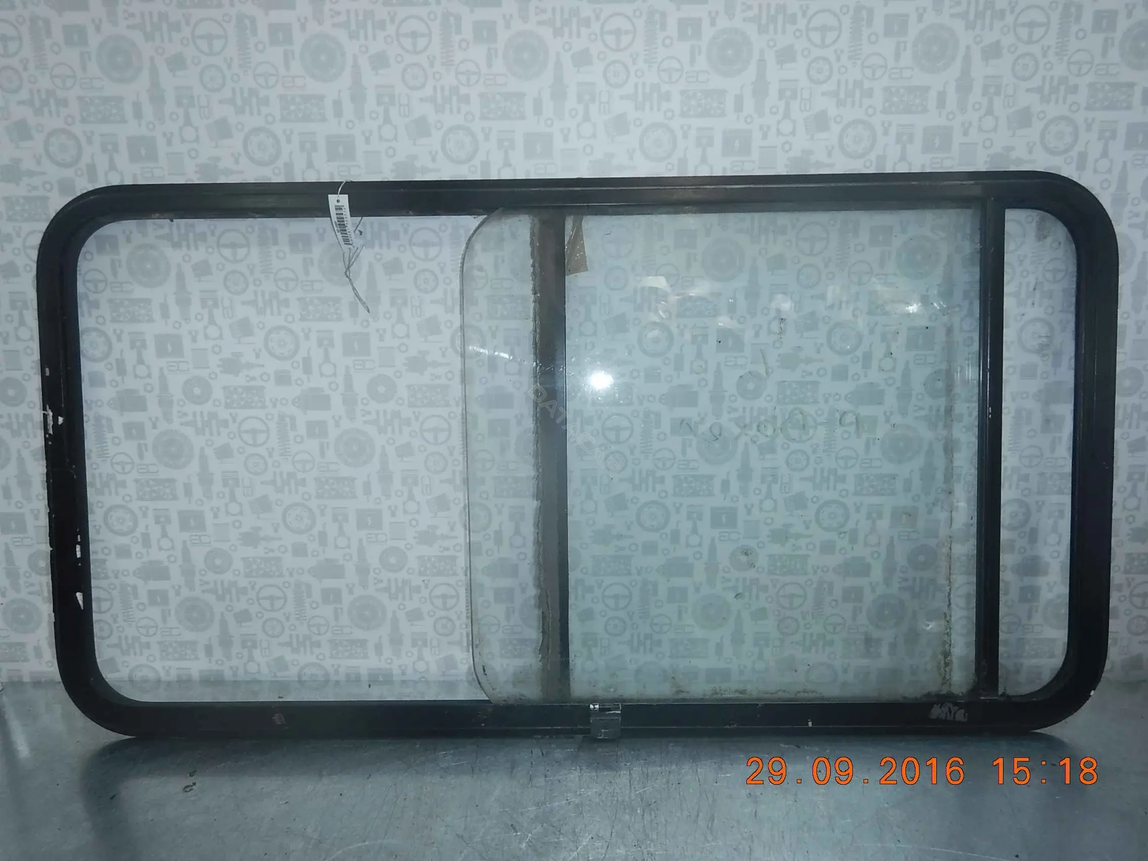 Стекло двери 8569G2