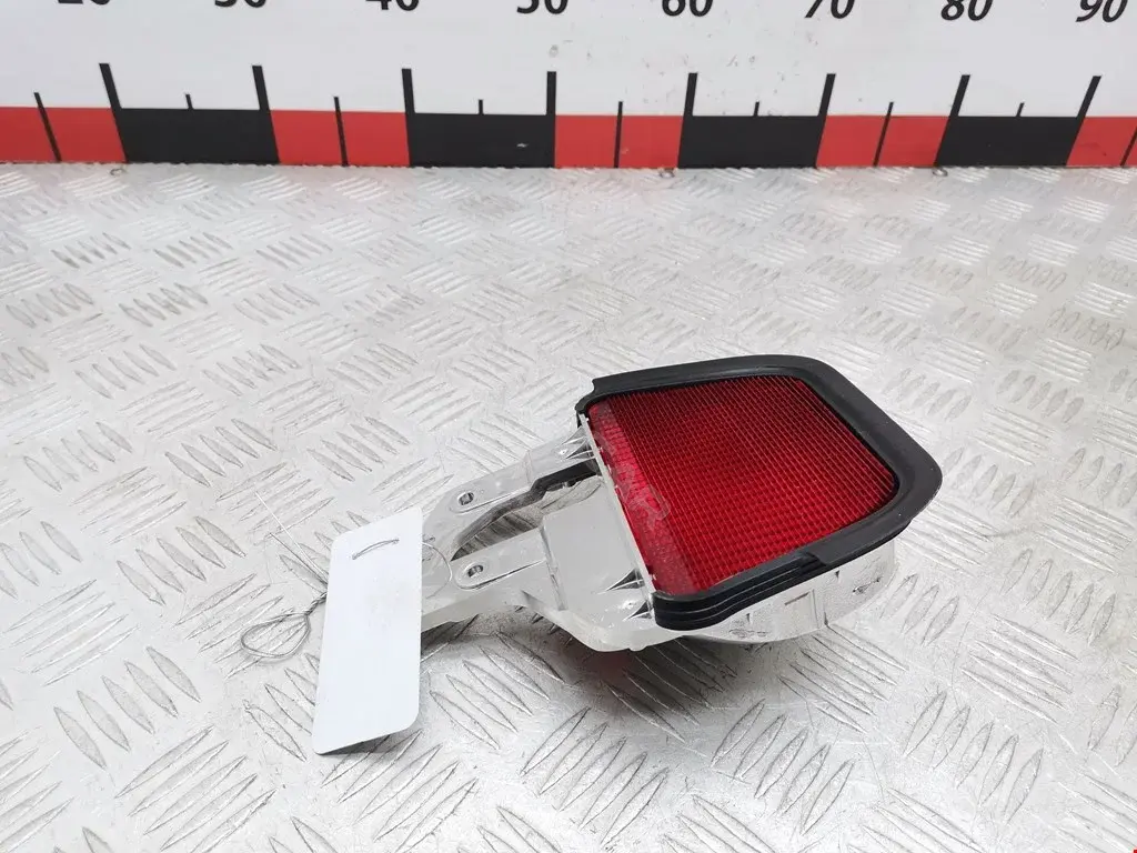 Фонарь стоп сигнала 8157005081