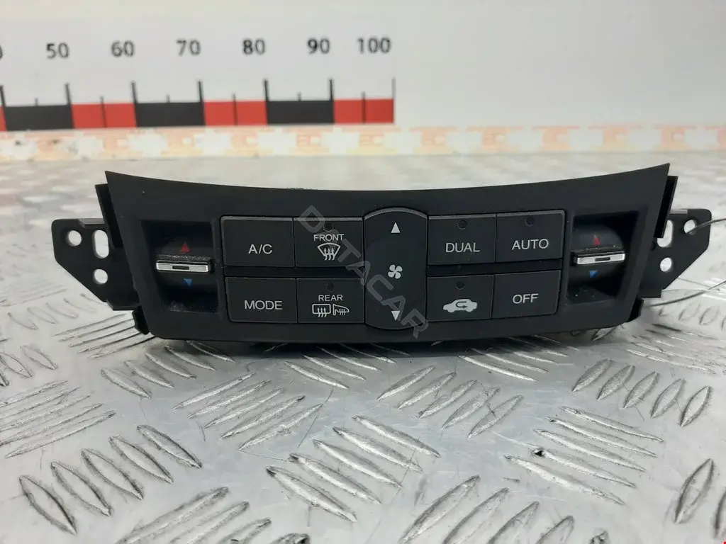 Блок управления климат-контролем 79600TL1E01