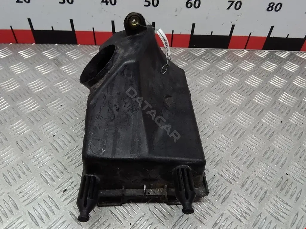 Корпус воздушного фильтра 3L8Z9600BA, YL8U9600BE