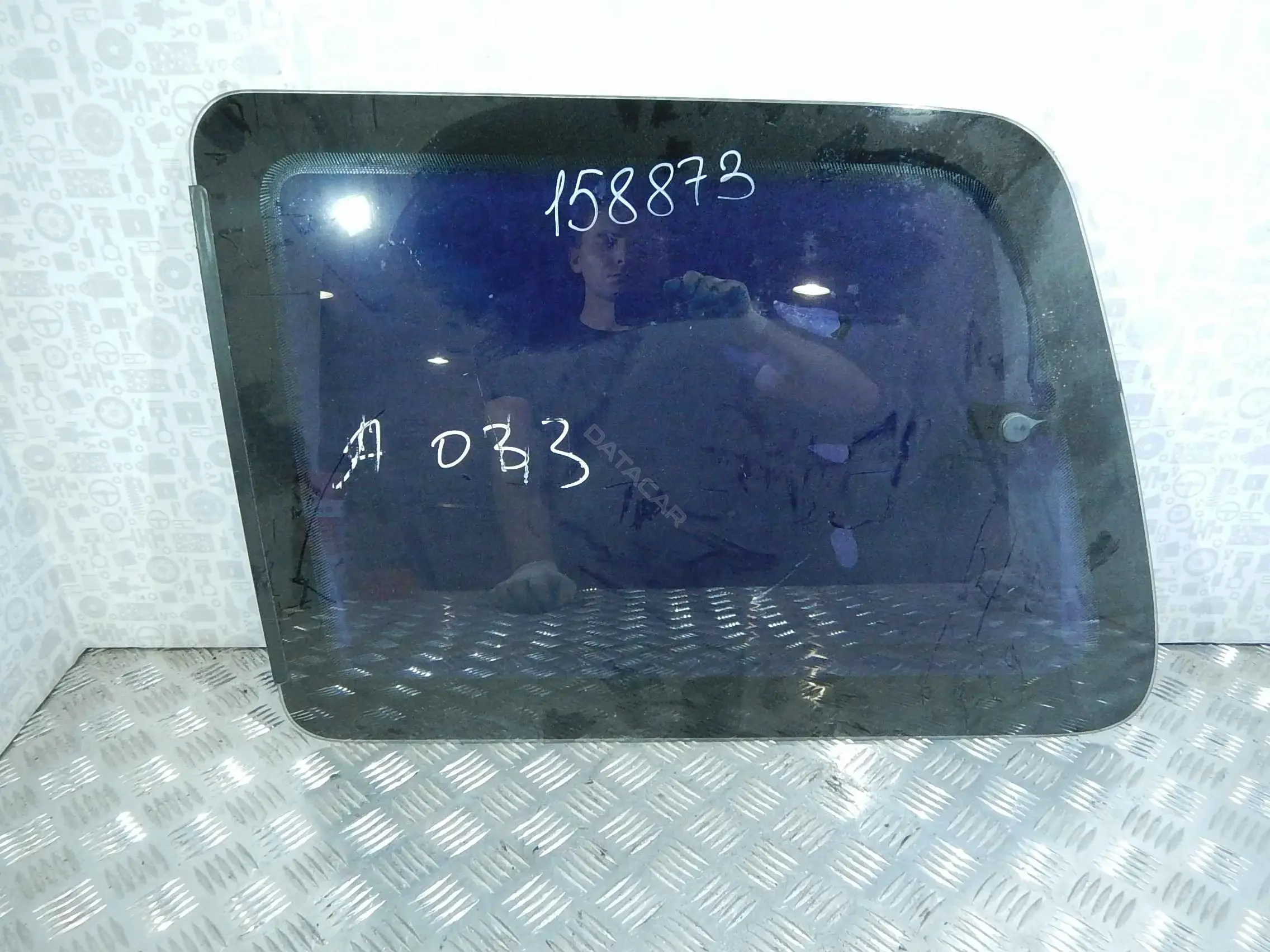 Стекло двери 4673159