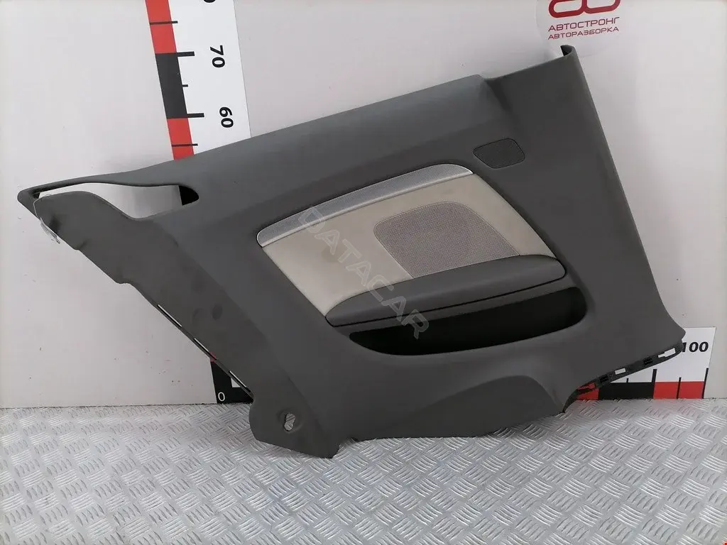 Обшивка стойки 8T0867035