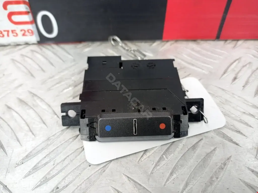 Блок управления климат-контролем 3D0919815J