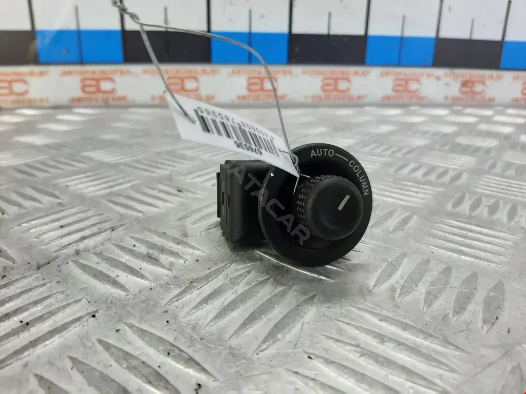 Джойстик регулировки зеркал 03930345, XR858647