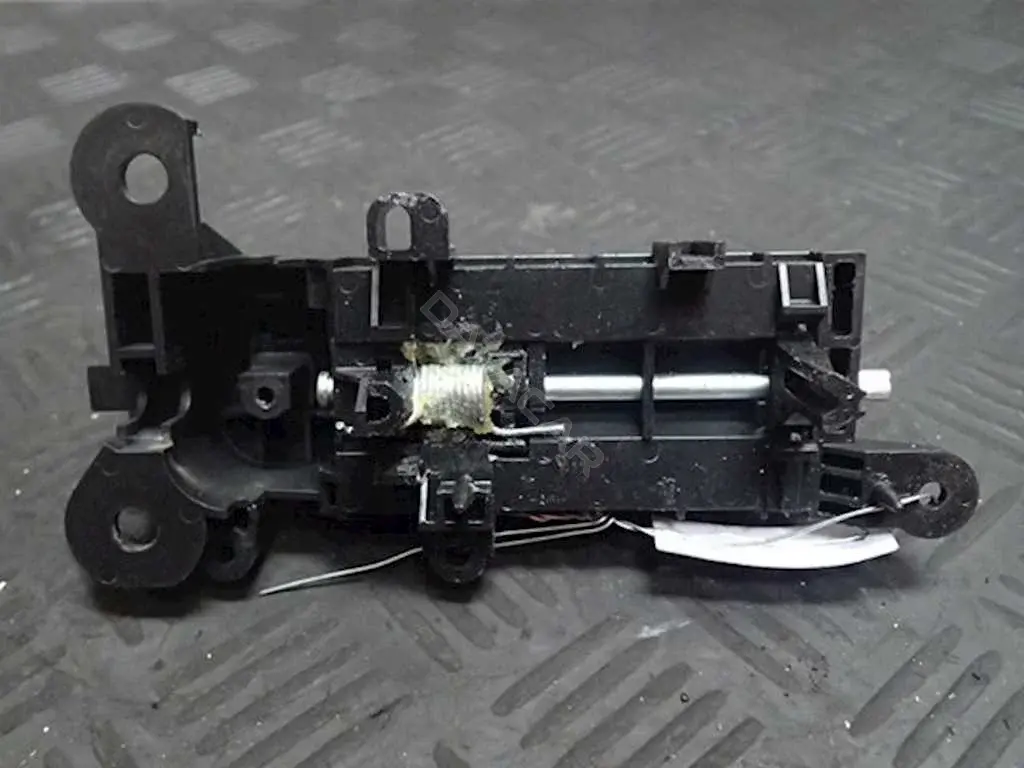 Ручка двери C23573330B