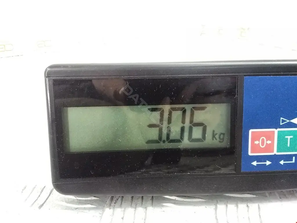 Стекло двери 51357044191