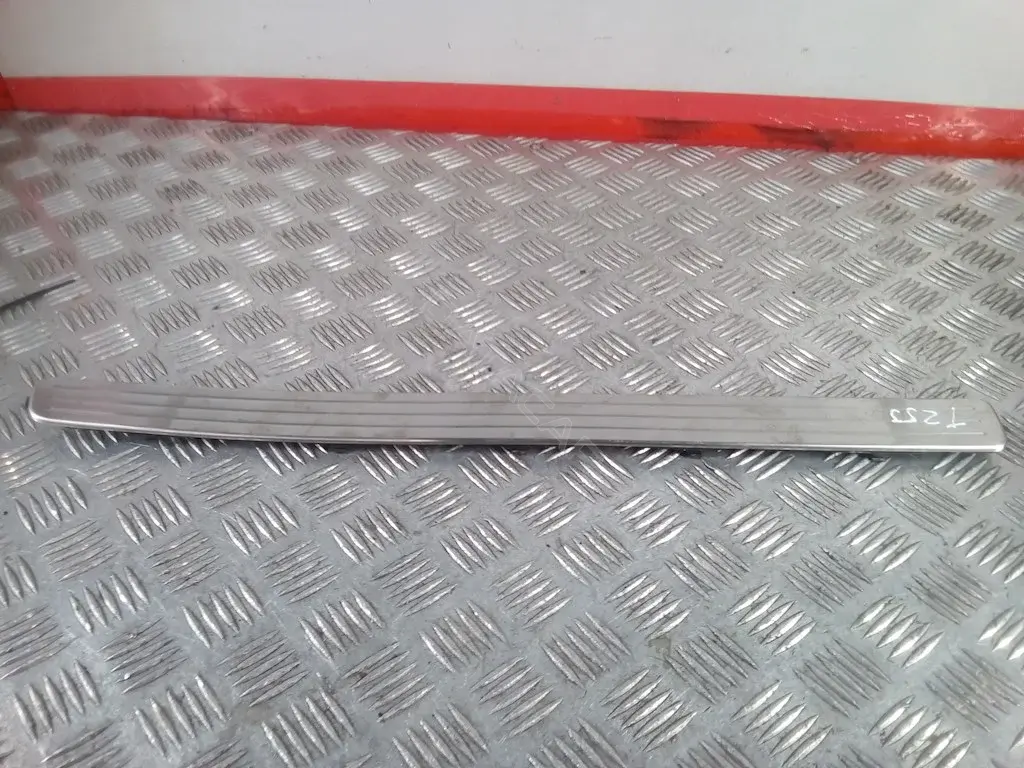 Накладка на порог 7L0853656C
