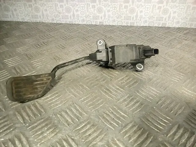 Педаль газа 781100D020