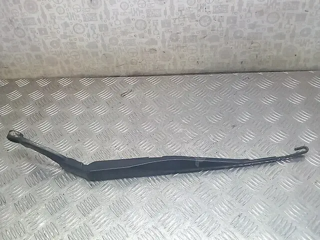 Рычаг стеклоочистителя 28886JA00A