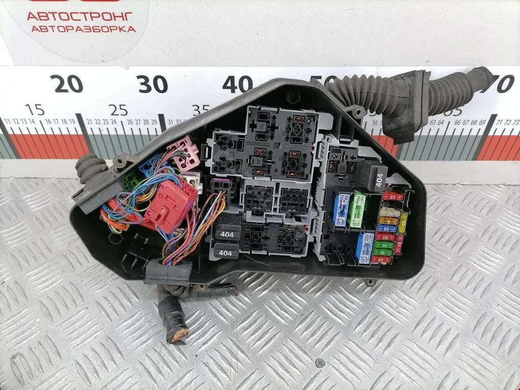 Блок предохранителей 7L0907295J