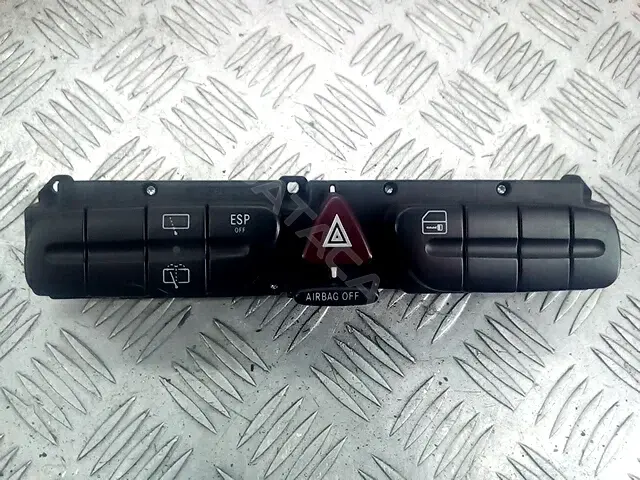 Кнопка аварийки 2038218258, A2038219279