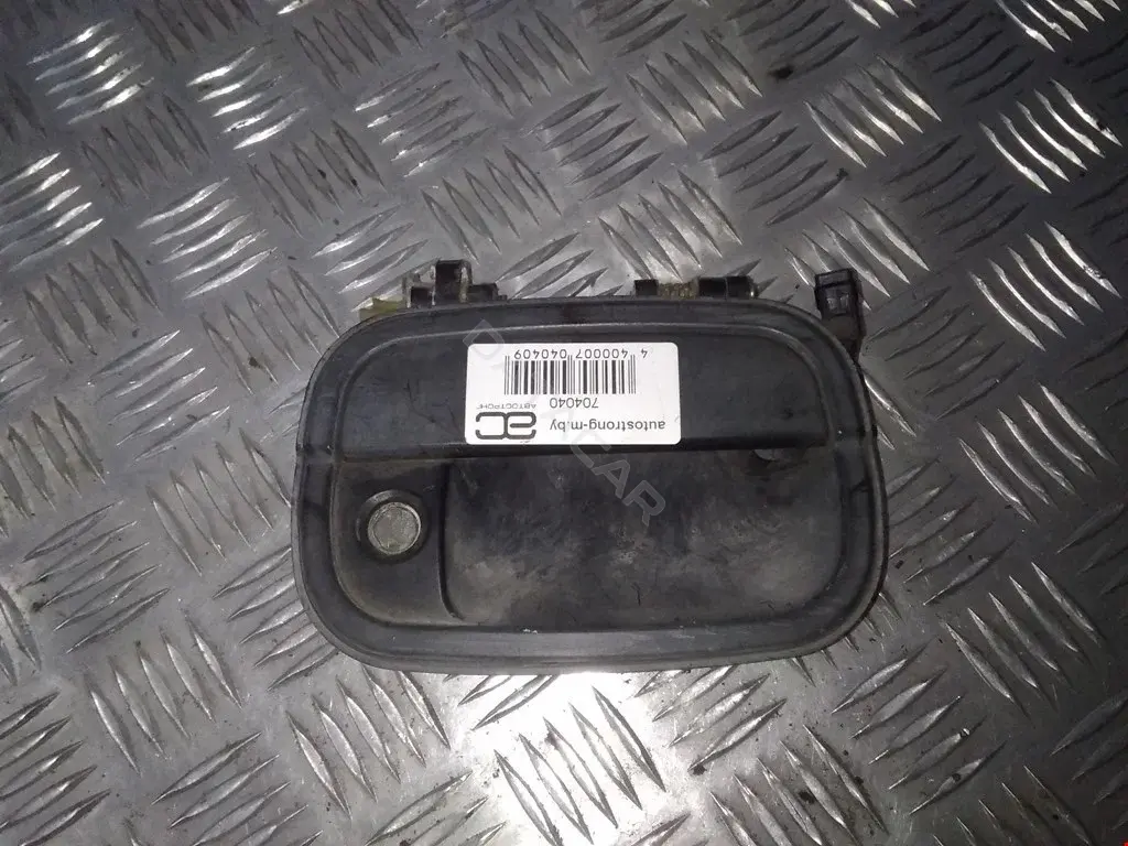 Ручка двери MB632702