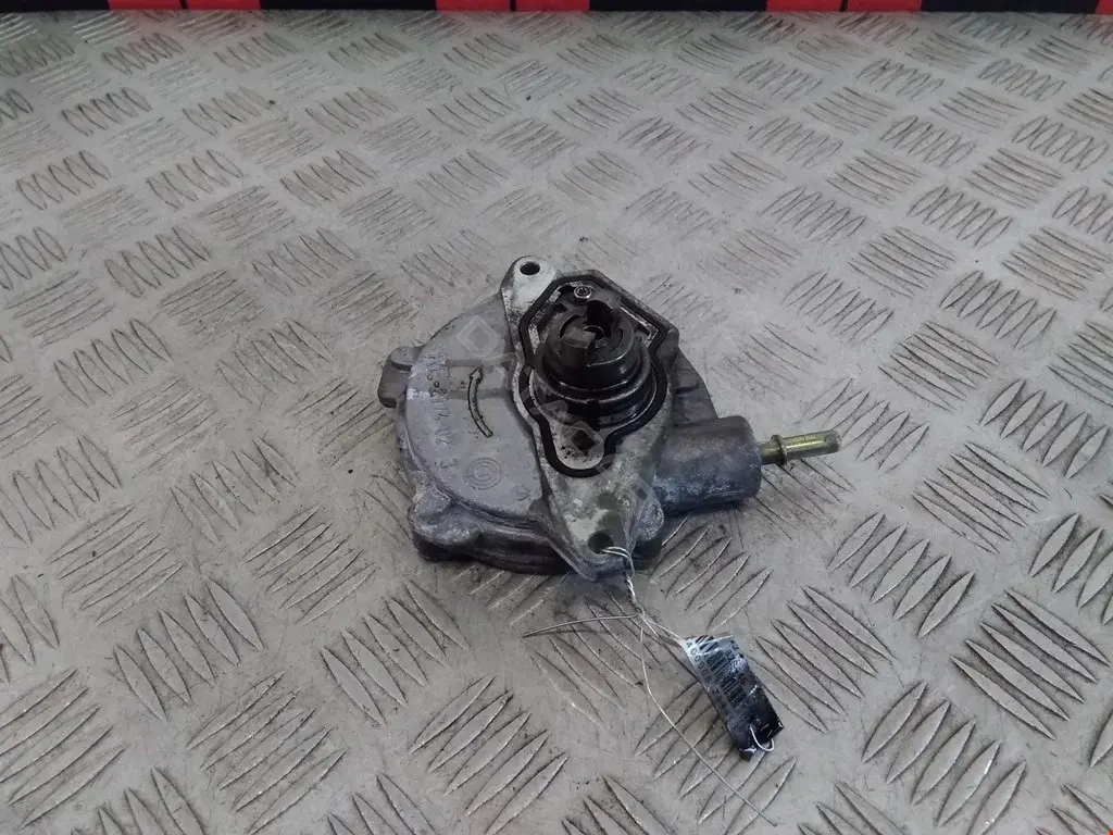 Вакуумный насос 559027, A6402300265, A6402300465