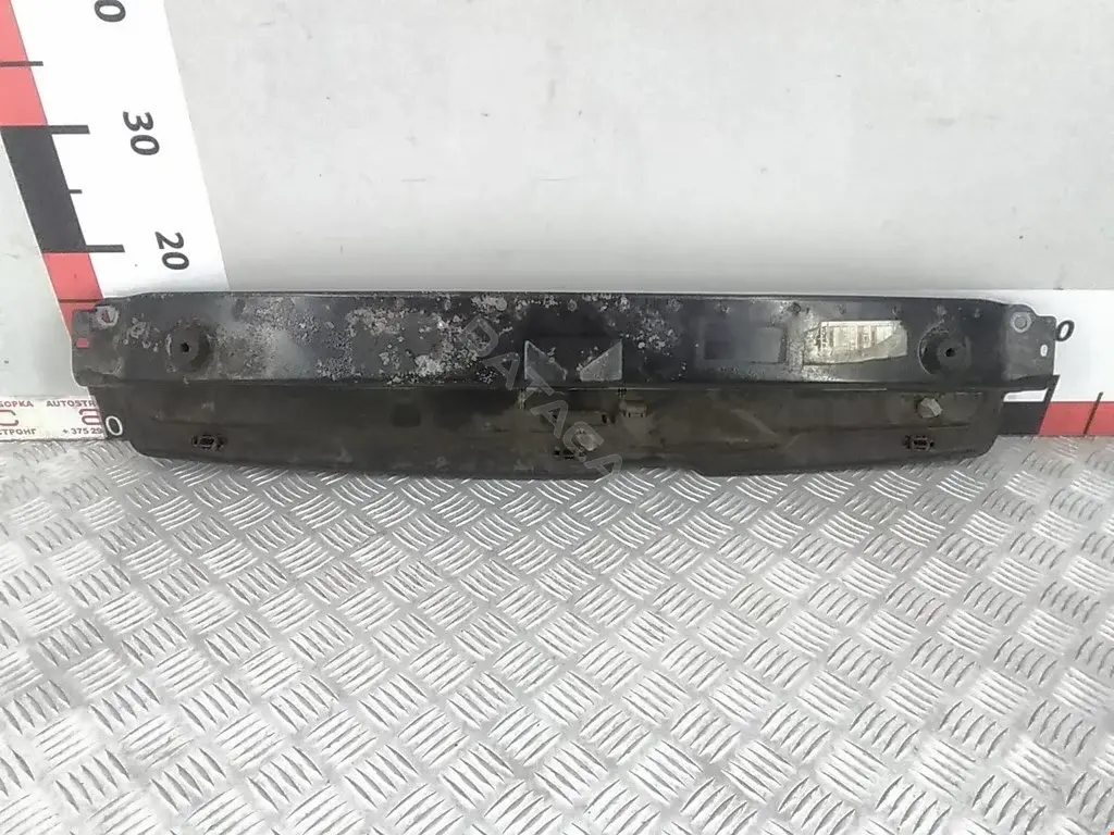 Рамка капота 7106A6