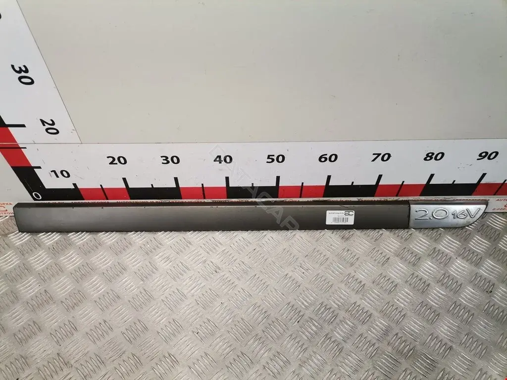 Молдинг двери 4327424, 7701475248, 8200073471C