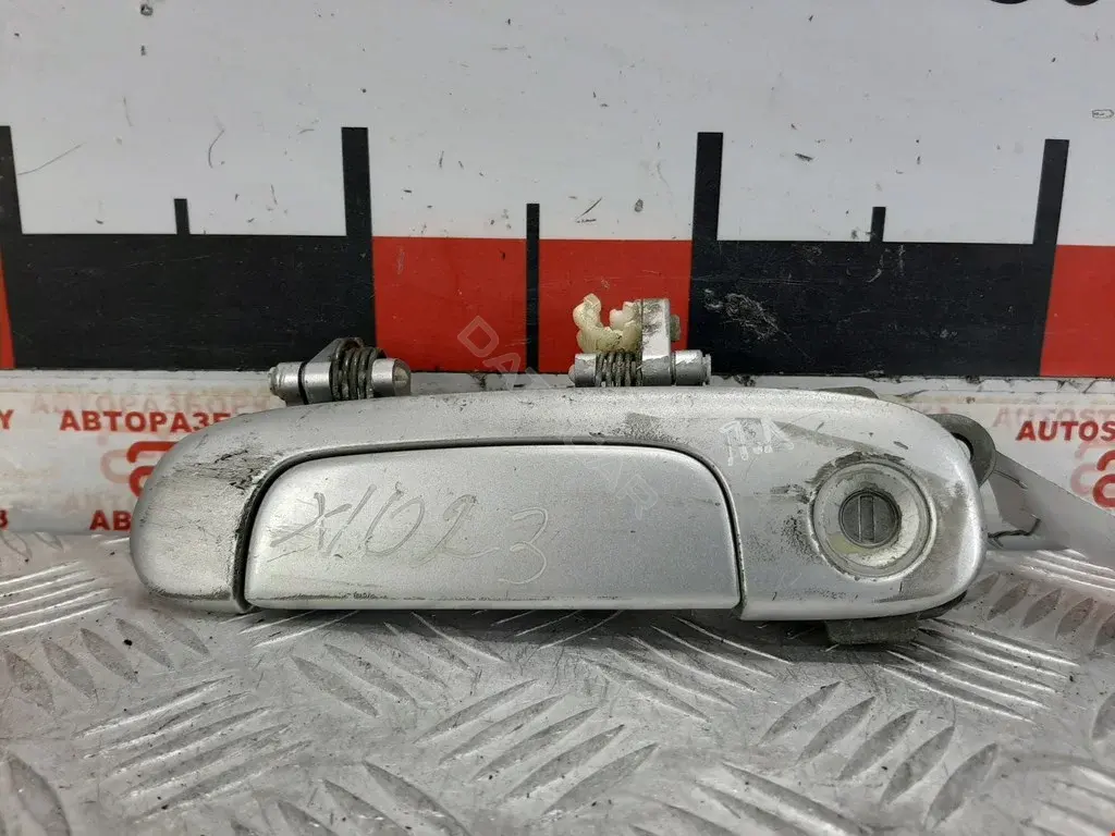 Ручка двери CB0459410B