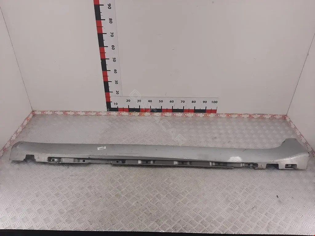 Накладка на порог 8X23F10609A