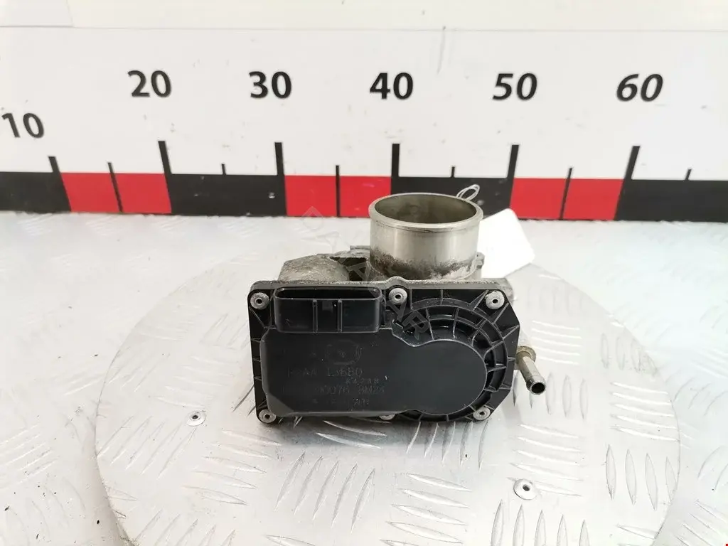 Дроссельная заслонка R2AA136B0, R2AA136B0A