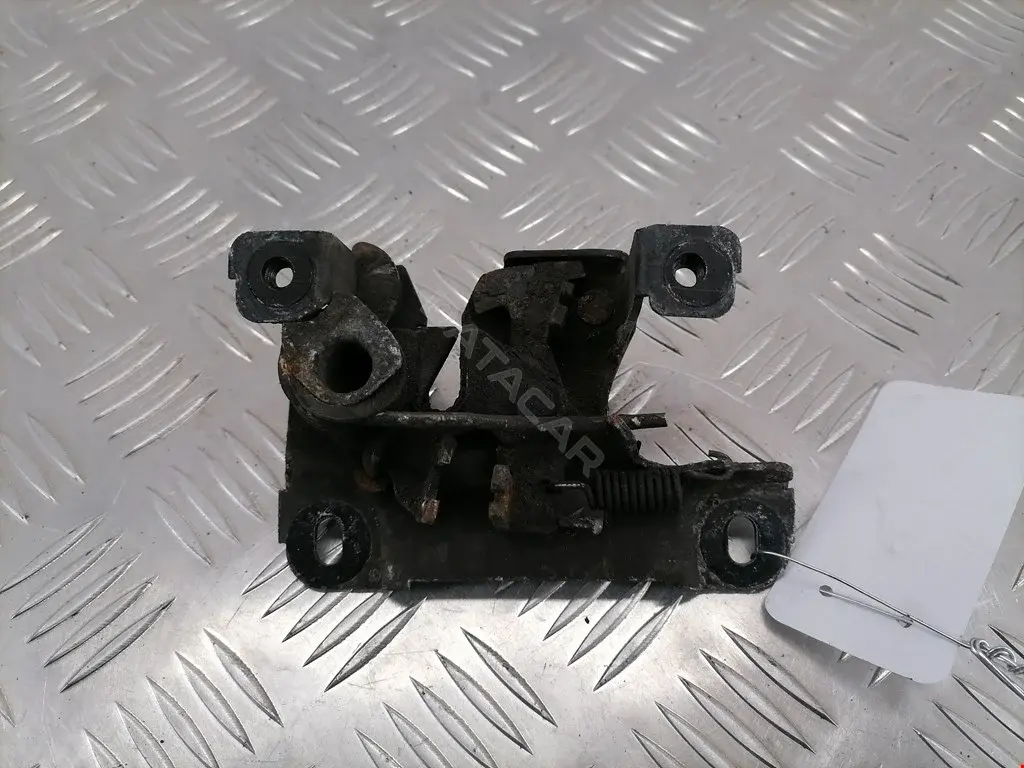 Замок капота 8D0823509J