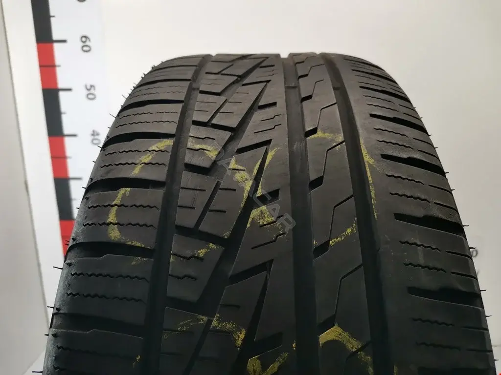 Шины 235, 50R18