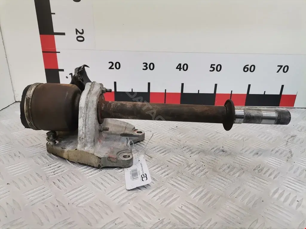 Приводной вал / Полуось 999484